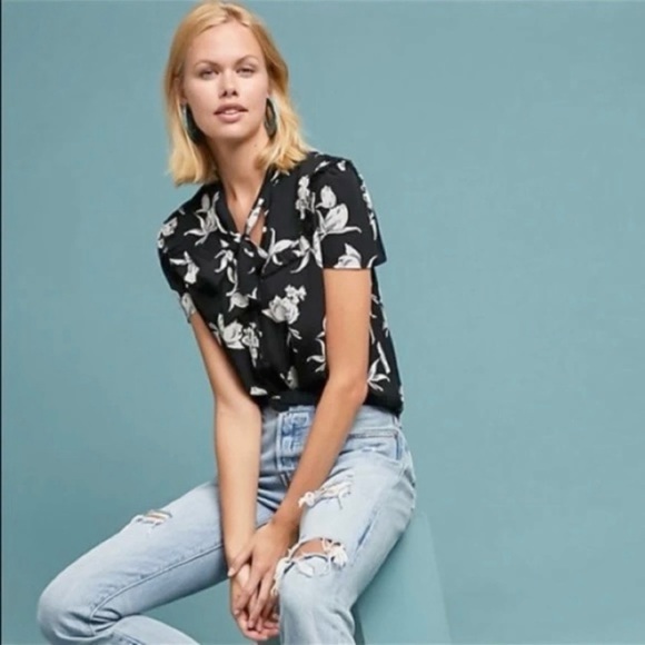 Maeve by Anthropologie • Black Floral Adagio Ruffle Button Top Tie Neck Sz Small - Picture 2 of 10